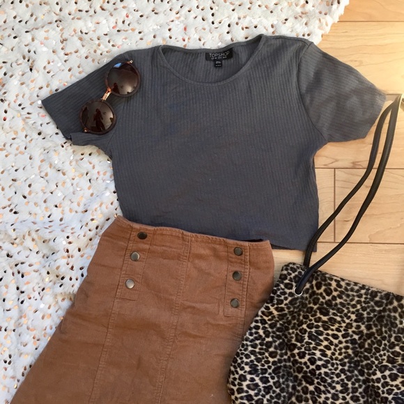 Topshop Tops - ☀️ 3 for $25 Ribbed Crop Top